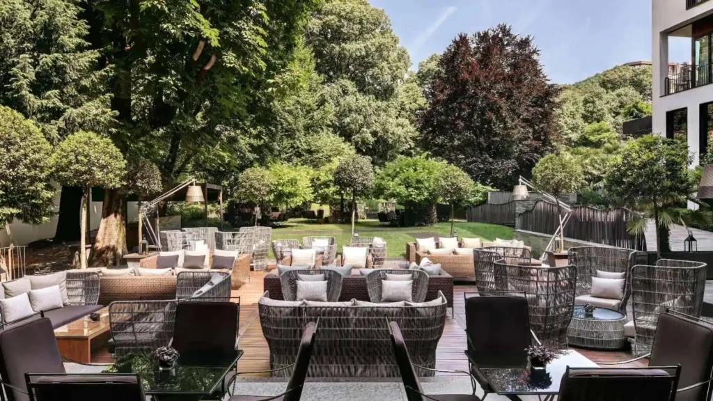 Bvlgari-hotel-milano-Garden-copia