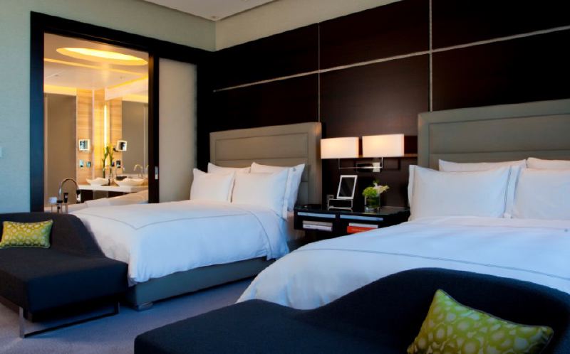 Rosewood-Abu-Dhabi-Deluxe-Twin-Room